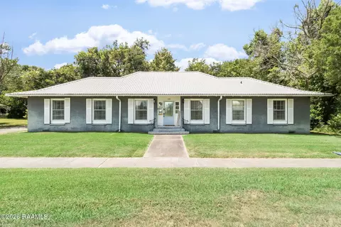 120 S Pinaud St, Saint Martinville, LA 70582