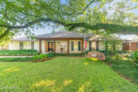 215 Renee Ave, Lafayette, LA 70503