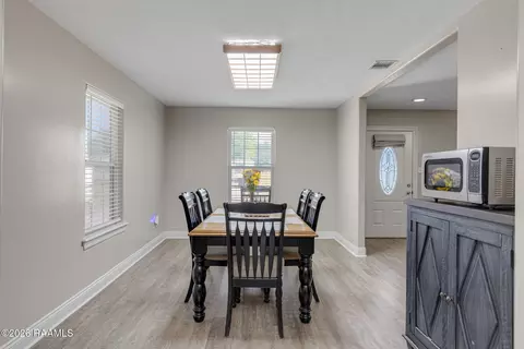 Dining - 213 Meda Rd, Duson, LA 70529 photo 2 of 3