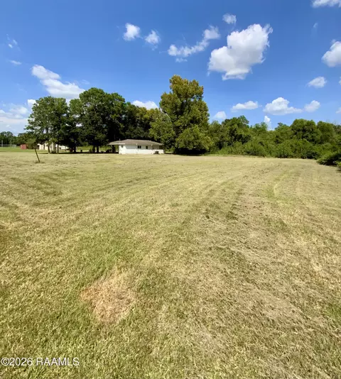 Exterior - 2307 W Willow St, Scott, LA 70583 photo 3 of 3