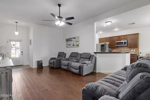 Entry Way - 210 Broland Dr, Duson, LA 70529 photo 3 of 3