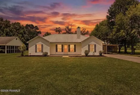 215 Julie Dr, Lafayette, LA 70508
