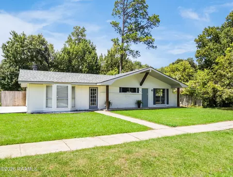 214 Dafney Dr, Lafayette, LA 70503