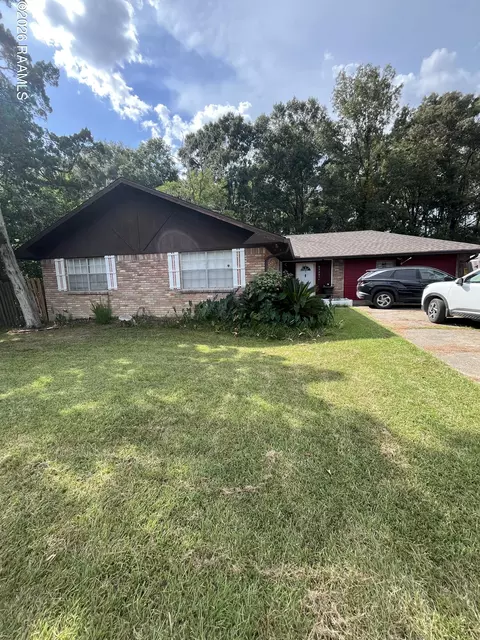 10013 Santa Monica Ave, Baton Rouge, LA 70818