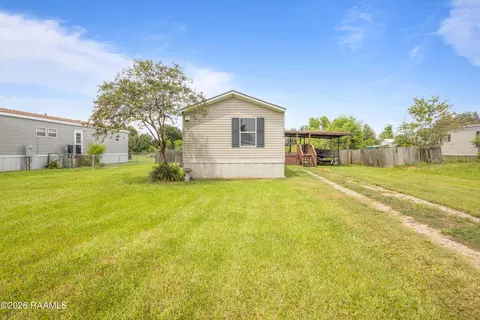 125 Robins Nest Ln, Lafayette, LA 70506