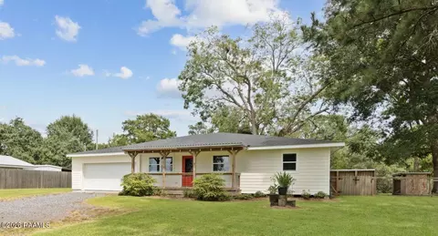 1137 Main Hwy, Arnaudville, LA 70512