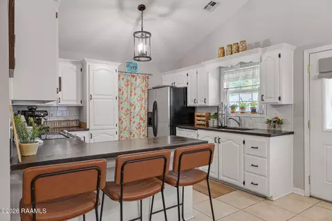 Kitchen - 205 Morningside Dr, Duson, LA 70529 photo 2 of 6