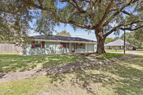 215 Frisby St, New Iberia, LA 70563