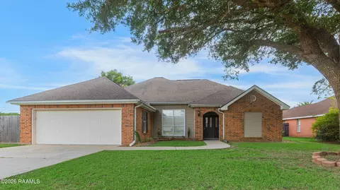 103 Kirkwood Ln, Youngsville, LA 70592