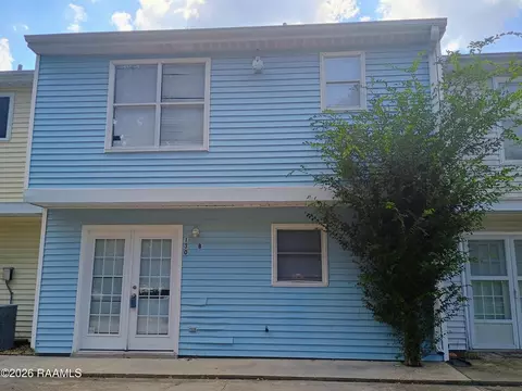 130 Mimosa Pl #B, Lafayette, LA 70506