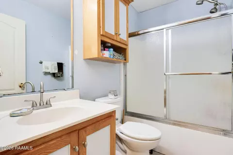 Bath - 310 Sedric Dr, Duson, LA 70529 photo 2 of 2