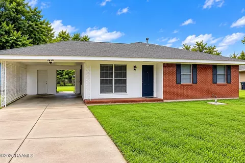 103 Leahy Dr, Lafayette, LA 70506