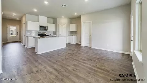 Living - 214 Eagle Heights Dr, Duson, LA 70529 photo 2 of 3