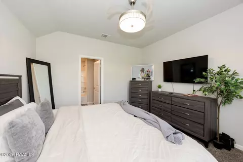 Bedroom - 18414 Fox Hollow Loop, Hammond, LA 70401 photo 1 of 4