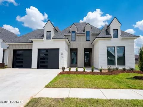 104 Sabal Grove Ln, Youngsville, LA 70592