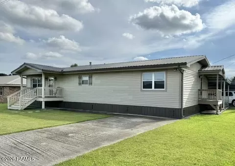 809 S Broadway St, Church Point, LA 70525