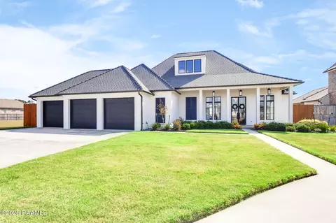 311 Stony Trek Dr, Youngsville, LA 70592