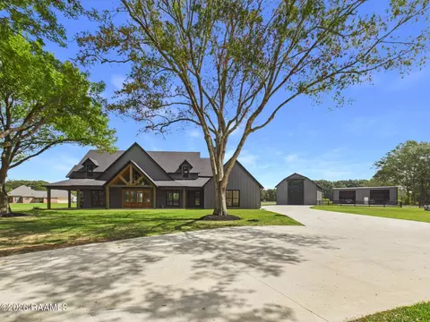 Exterior - 109 Rodney Rd, Sunset, LA 70584 photo 2 of 5
