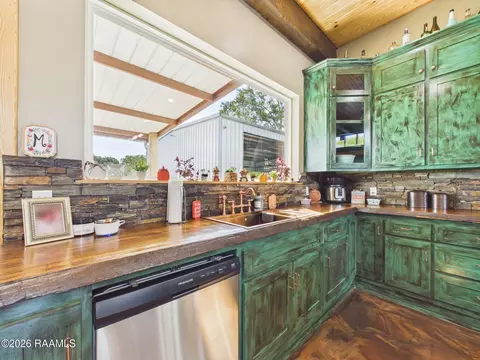 Kitchen - 109 Rodney Rd, Sunset, LA 70584 photo 5 of 6