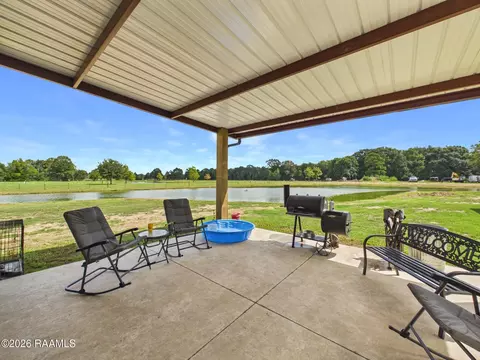 Exterior - 109 Rodney Rd, Sunset, LA 70584 photo 4 of 5