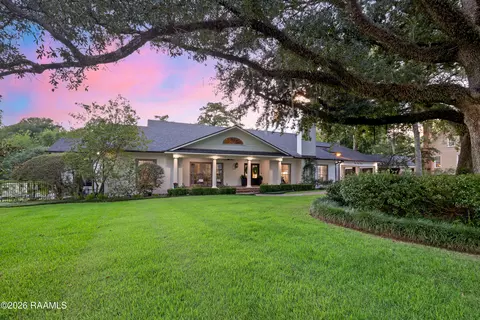 523 Beverly Dr, Lafayette, LA 70503