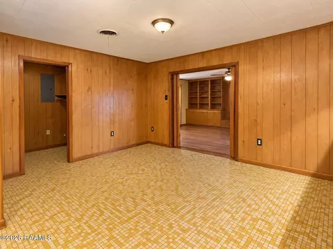Living - 1380 Baron Ave, Eunice, LA 70535 photo 2 of 5