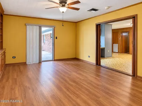 Living - 1380 Baron Ave, Eunice, LA 70535 photo 4 of 5