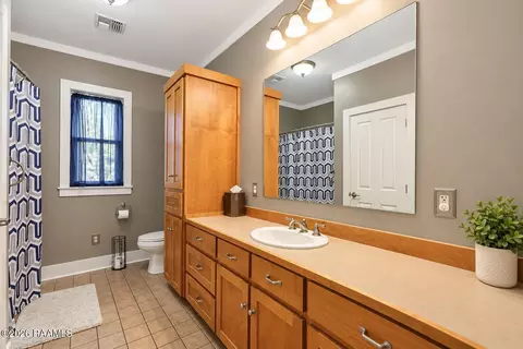 Bath - 128 Sunset St, Baldwin, LA 70514 photo 2 of 4
