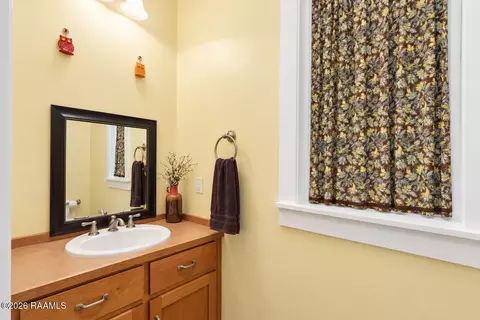 Bath - 128 Sunset St, Baldwin, LA 70514 photo 3 of 4