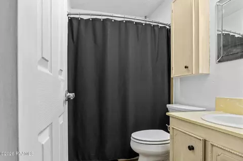 Bath - 225 Bernard St, Eunice, LA 70535 photo 1 of 2