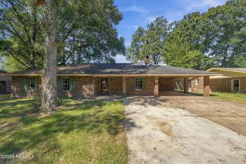 127 W Lester St, Ville Platte, LA 70586