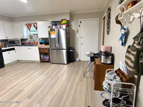 Kitchen - 1461 Williams Ave, Eunice, LA 70535 photo 3 of 3
