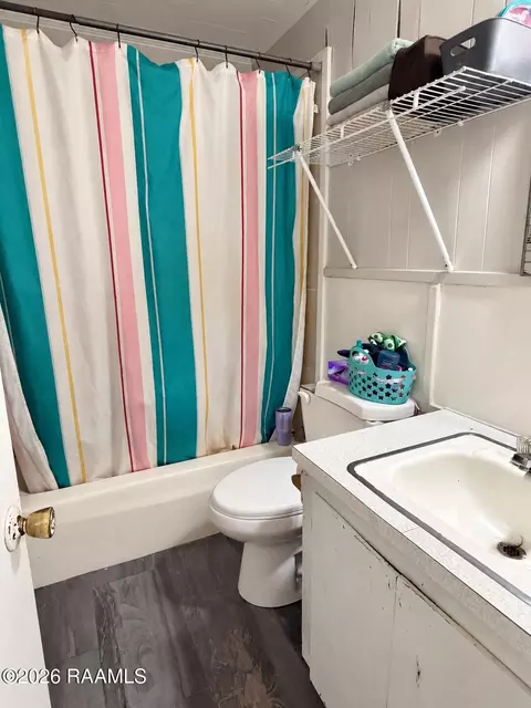 Bath - 1461 Williams Ave, Eunice, LA 70535 photo 1 of 2