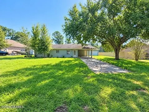 1011 Alan Ln, Saint Martinville, LA 70582