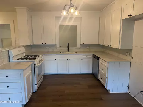 Kitchen - 109 5th St, Duson, LA 70529 photo 1 of 1