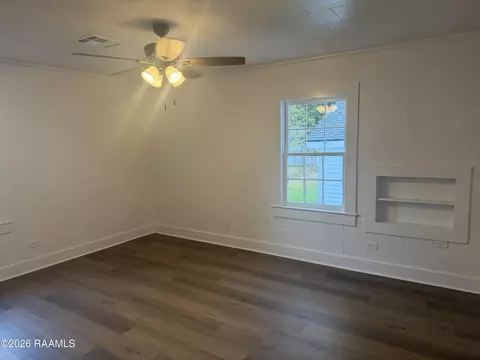 Living - 109 5th St, Duson, LA 70529 photo 3 of 3