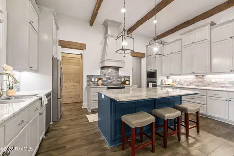 Kitchen - 112 Snapping Ln, Broussard, LA 70518 photo 1 of 7
