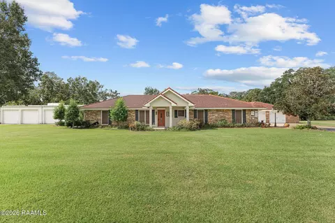 Other - 1907 Teche Dr, Breaux Bridge, LA 70517 photo 1 of 8