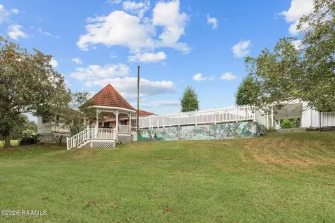 Exterior - 1907 Teche Dr, Breaux Bridge, LA 70517 photo 11 of 11