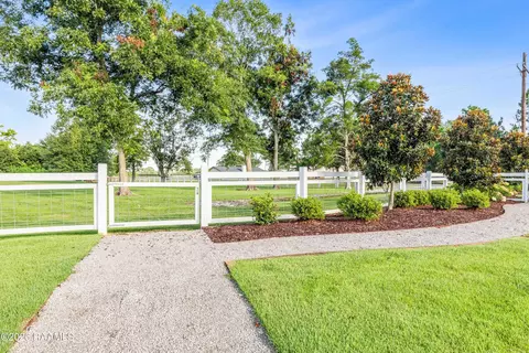 Other - 107 Shadow Bend Dr, Broussard, LA 70518 photo 11 of 13