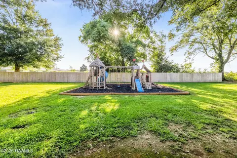 Other - 107 Shadow Bend Dr, Broussard, LA 70518 photo 9 of 13