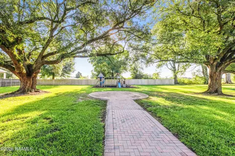 Other - 107 Shadow Bend Dr, Broussard, LA 70518 photo 8 of 13