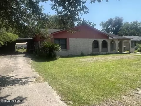 217 Orange Grove Dr, New Iberia, LA 70560