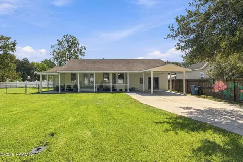 815 E Academy Ave, Jennings, LA 70546