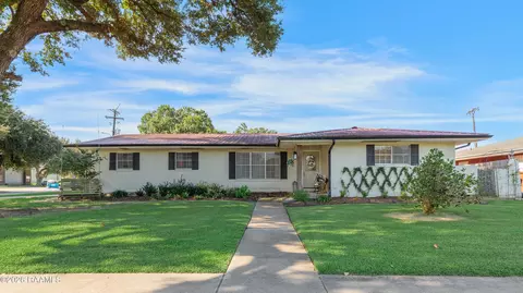 1538 Victor Ii Blvd, Morgan City, LA 70380