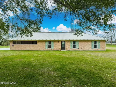 1055 Eddie Ray Rd, Breaux Bridge, LA 70517