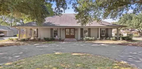 309 Lakeside Dr, Lafayette, LA 70508