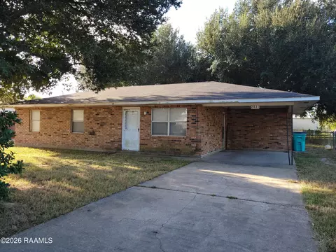 2031 Dorville St, Mamou, LA 70554