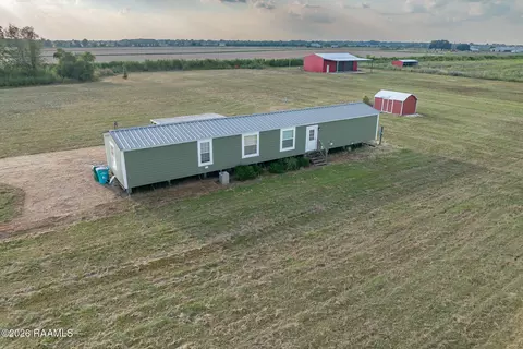 2272 Greta Ln, Ville Platte, LA 70586