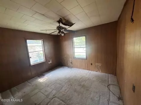 Bedroom - 403 N Saltzman Ave, Kaplan, LA 70548 photo 1 of 1